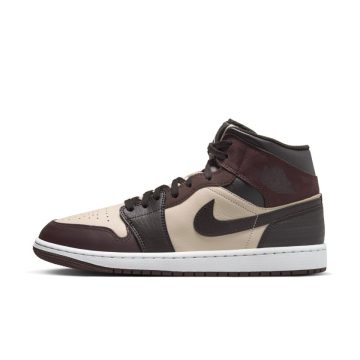 Air Jordan 1 Mid SE ‘Paris YMCA’ (FZ4359-200)