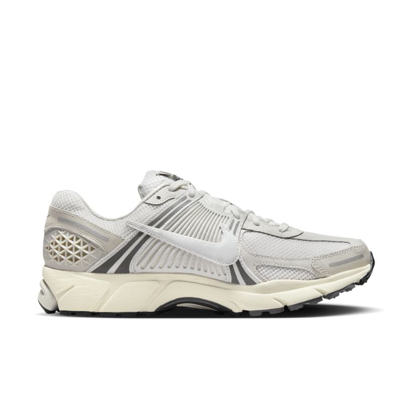 Nike Zoom Vomero 5 ‘Platinum Tint’ (HF0731-007)