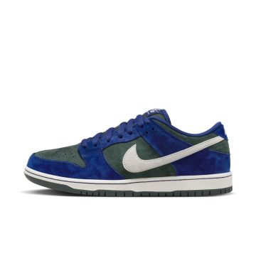 Nike SB Dunk Low ‘Deep Royal Blue’ (HF3704-400)