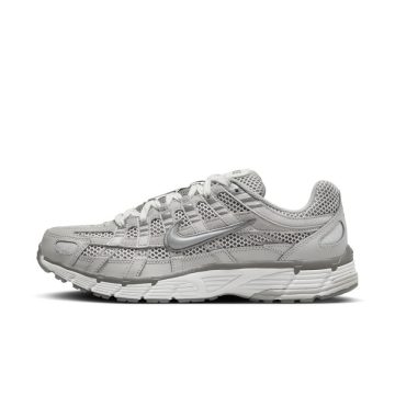 Nike P (FN6837-012)