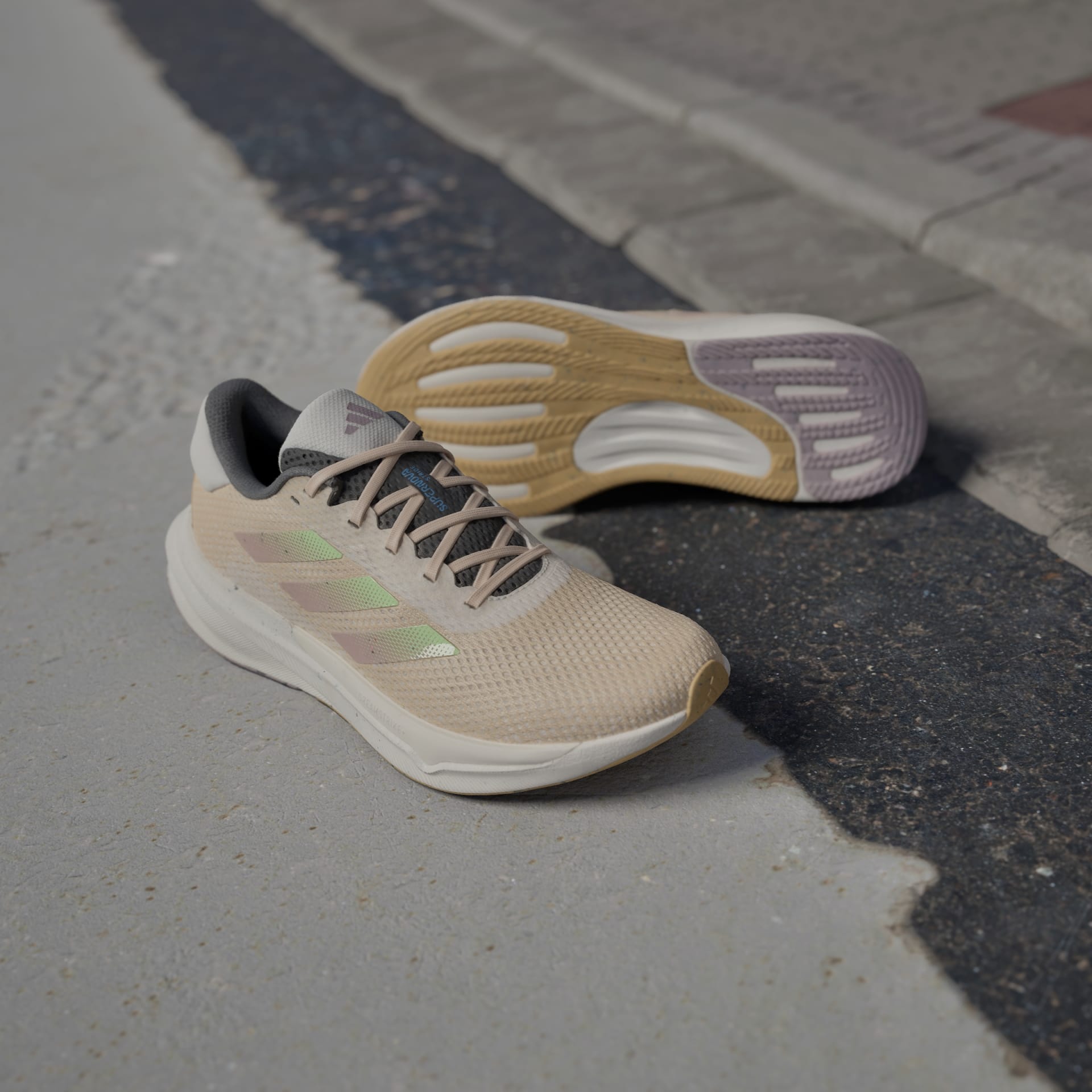 adidas Supernova Stride Move for the Planet (IG8325)