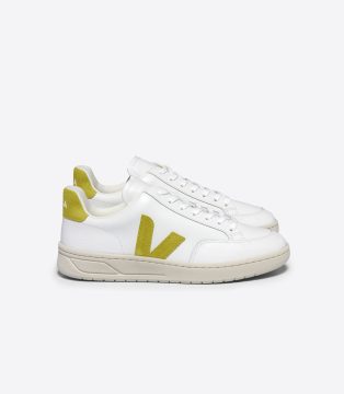 Veja V-12 LEATHER WHITE LIQUOR (XD0203677A)