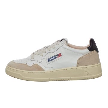 Autry Medalist Low White / Black (AULWLS21)