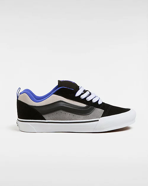 VANS Knu Skool Zwart (VN000CS0BMV)