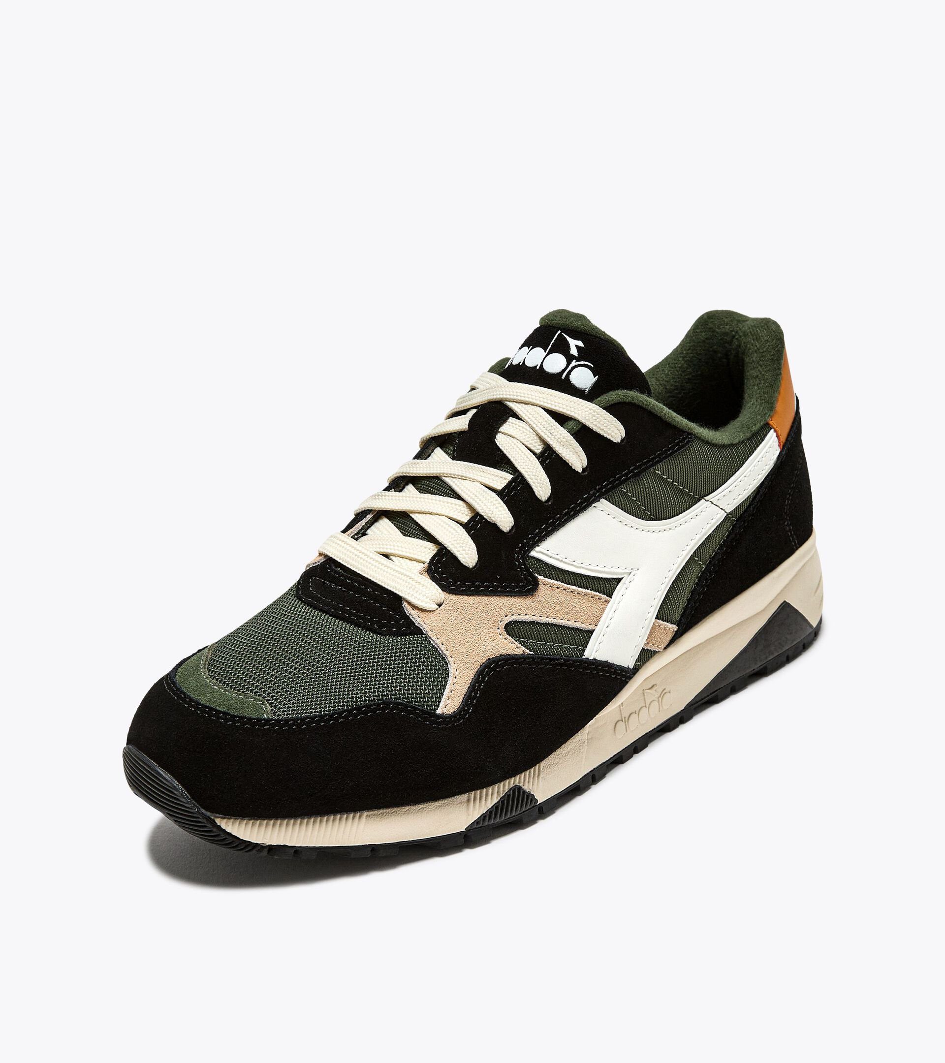 Diadora N902 Kombu Green / Black (501.178559_D1003)