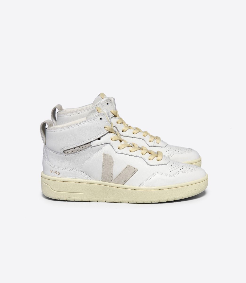 Veja V-95 LEATHER WHITE NATURAL (QZ2003683A)