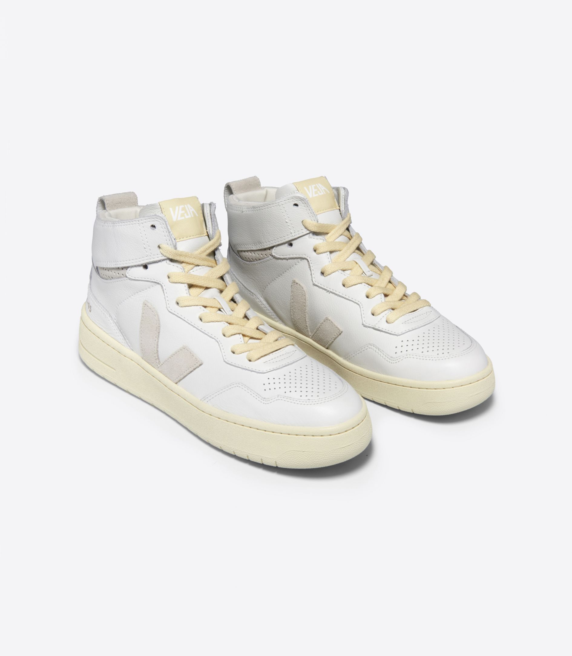 Veja V-95 LEATHER WHITE NATURAL (QZ2003683A)