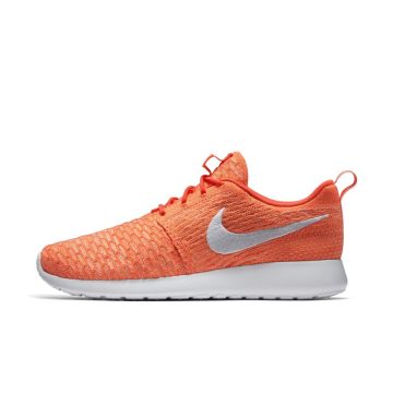 Nike Rosherun Flyknit Hot Lava White (704927-800)