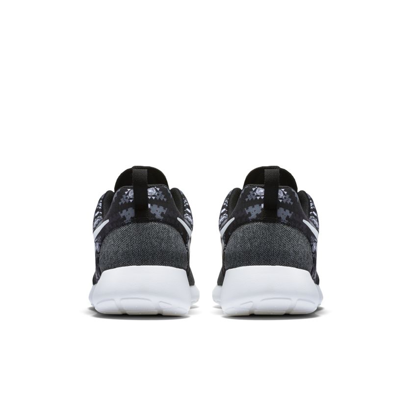 Nike Roshe Run Runners Past Black (655206-012)