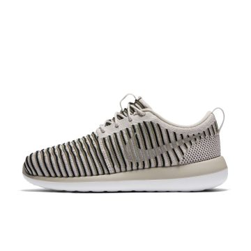 Nike Roshe Two Flyknit Neutral Olive (Women’s) (844929-200)