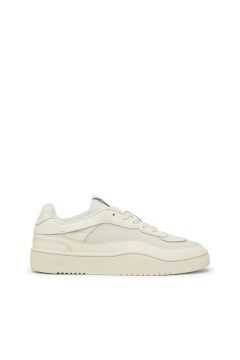 Diesel S-oval Skate Low (Y03511P8123T2006 https://nl.diesel.com/en/sneakers/s-oval-skate-low-beige/Y03511P8123T2006.htm)