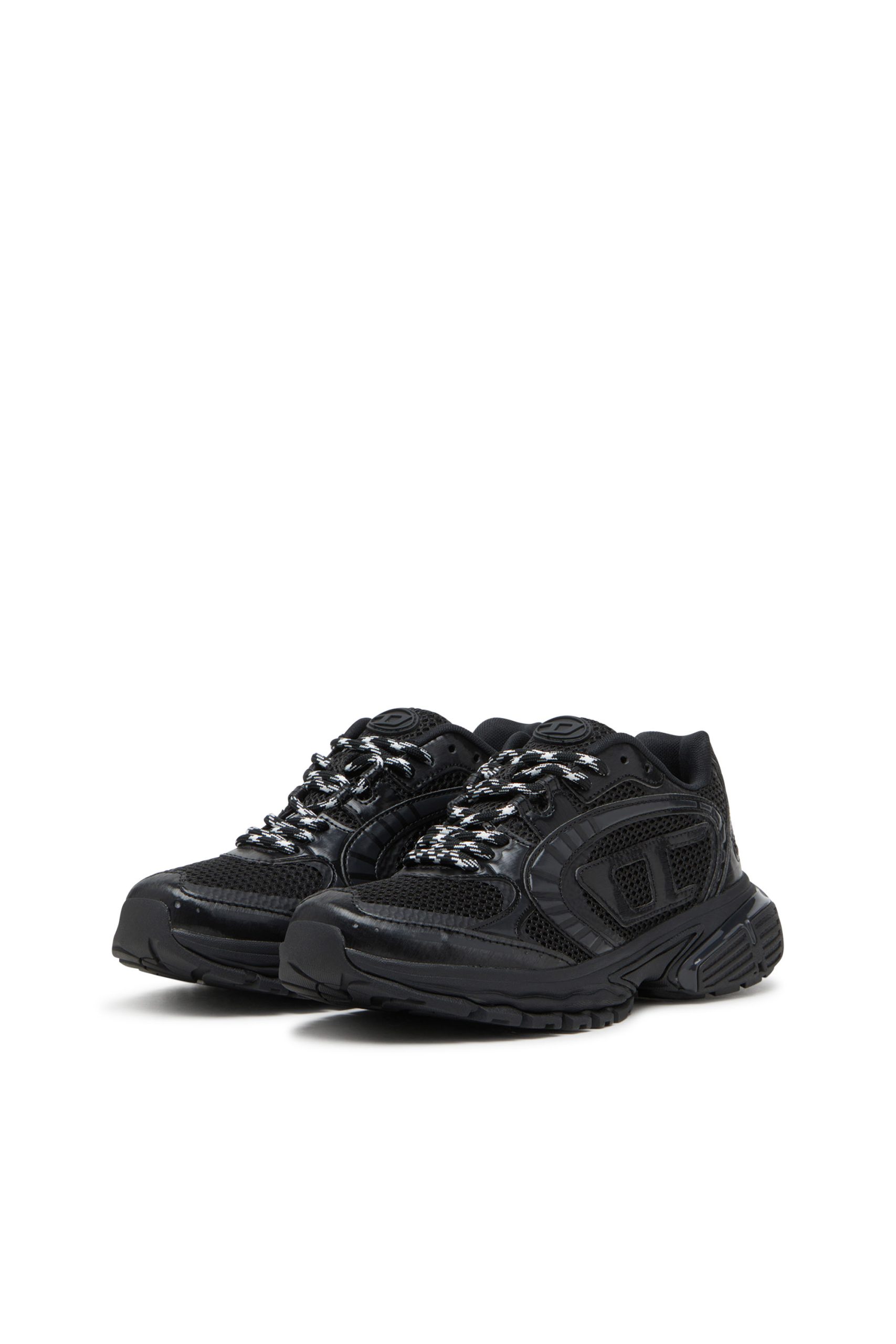 Diesel S-pro-v-dense Low W (Y03594P8136T8013 https://nl.diesel.com/en/sneakers/s-pro-v-dense-low-w-black/Y03594P8136T8013.htm)