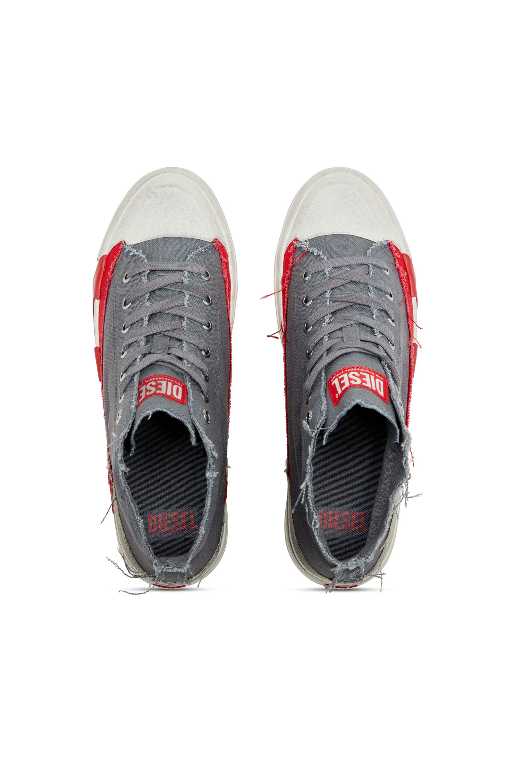 Diesel S-d-verse Mid (Y03505P8114HA689 https://nl.diesel.com/en/sneakers/s-d-verse-mid-multicolor/Y03505P8114HA689.htm)