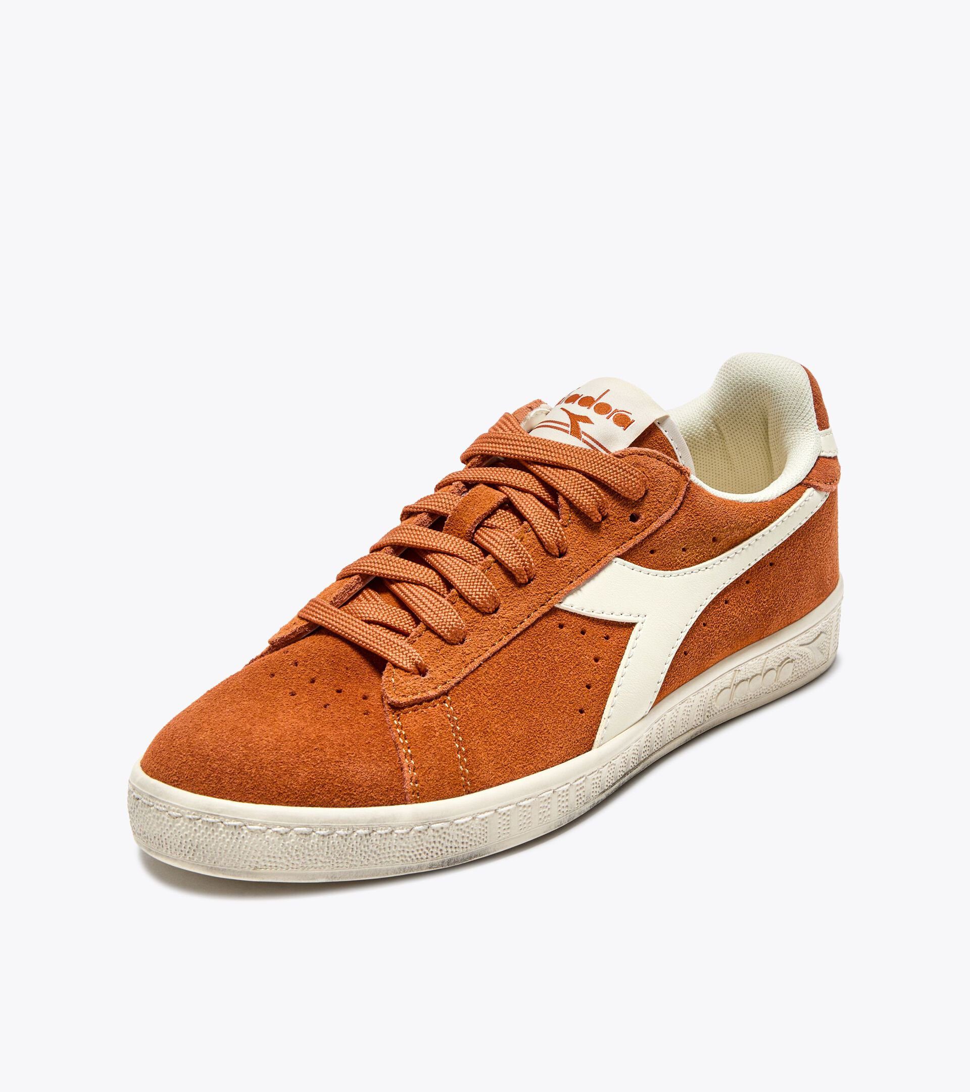 Diadora Game L Low Suede Waxed Coral Gold (501.181202_40026)