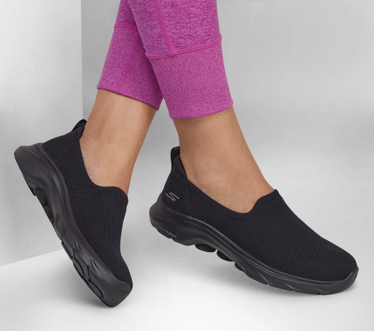 Skechers GO WALK 7 – Ivy – Zwart (125218-BBK)