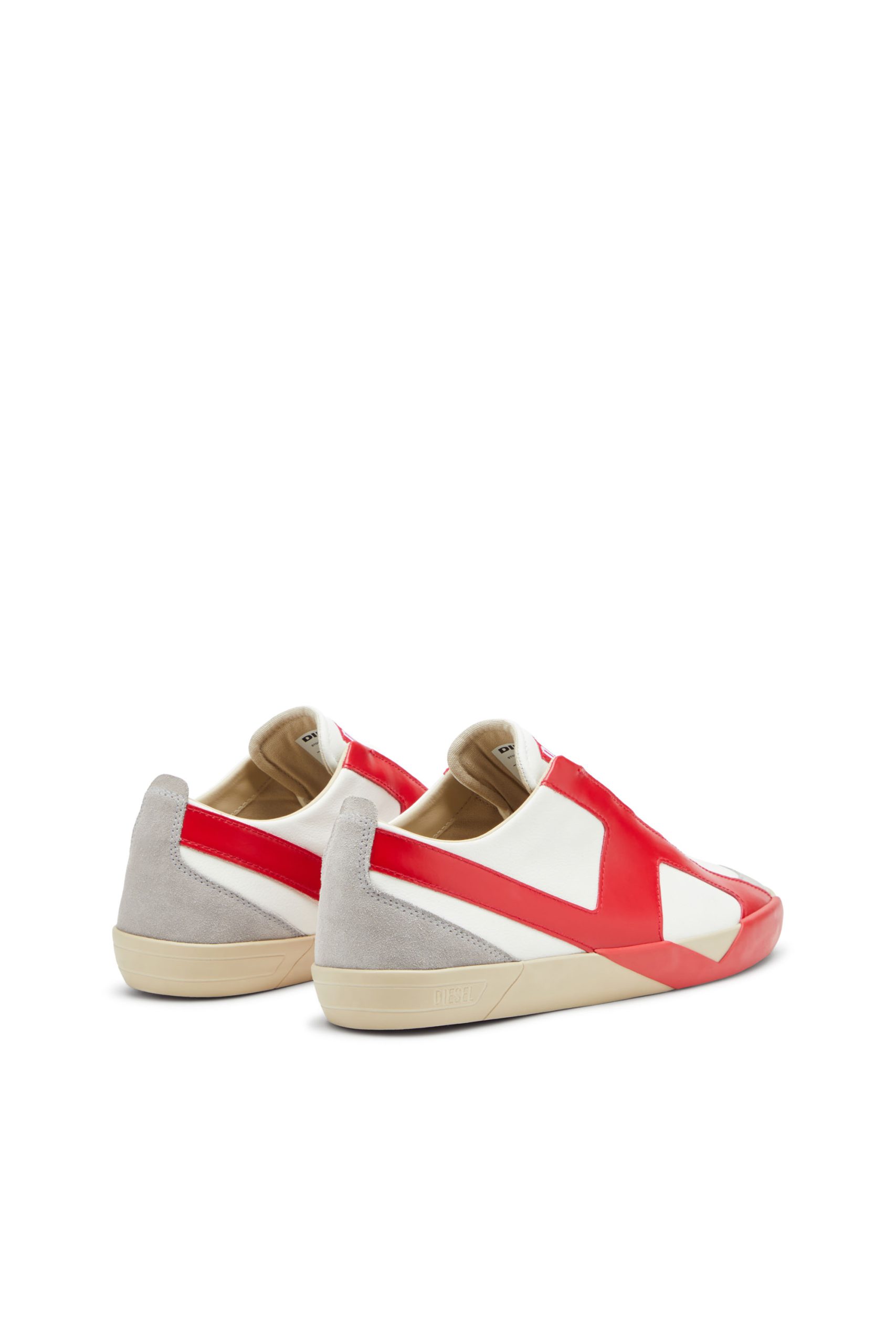 Diesel S-slante-d Low (Y03656PR131HA672 https://nl.diesel.com/en/sneakers/s-slante-d-low-multicolor/Y03656PR131HA672.htm)