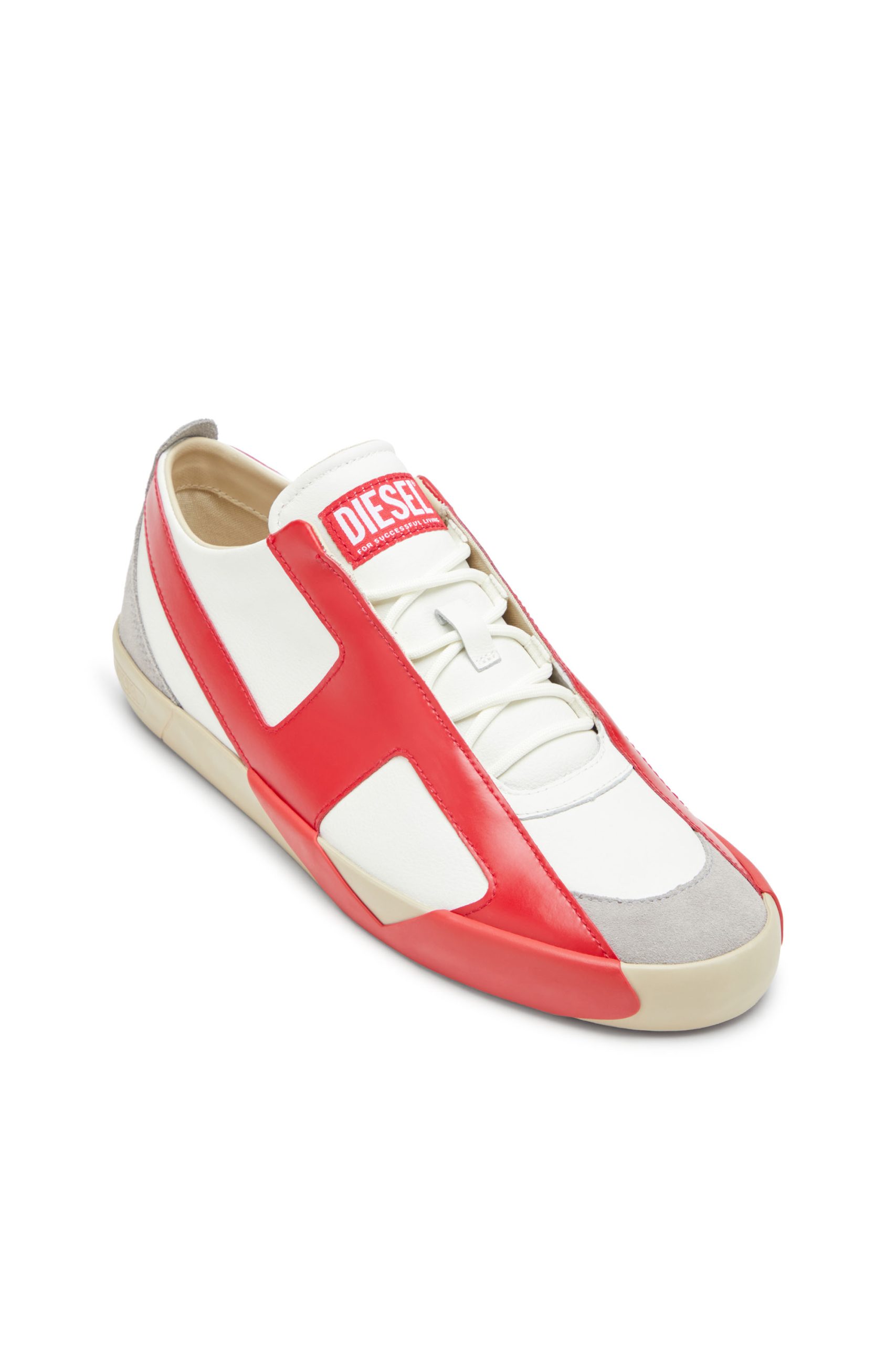 Diesel S-slante-d Low (Y03656PR131HA672 https://nl.diesel.com/en/sneakers/s-slante-d-low-multicolor/Y03656PR131HA672.htm)