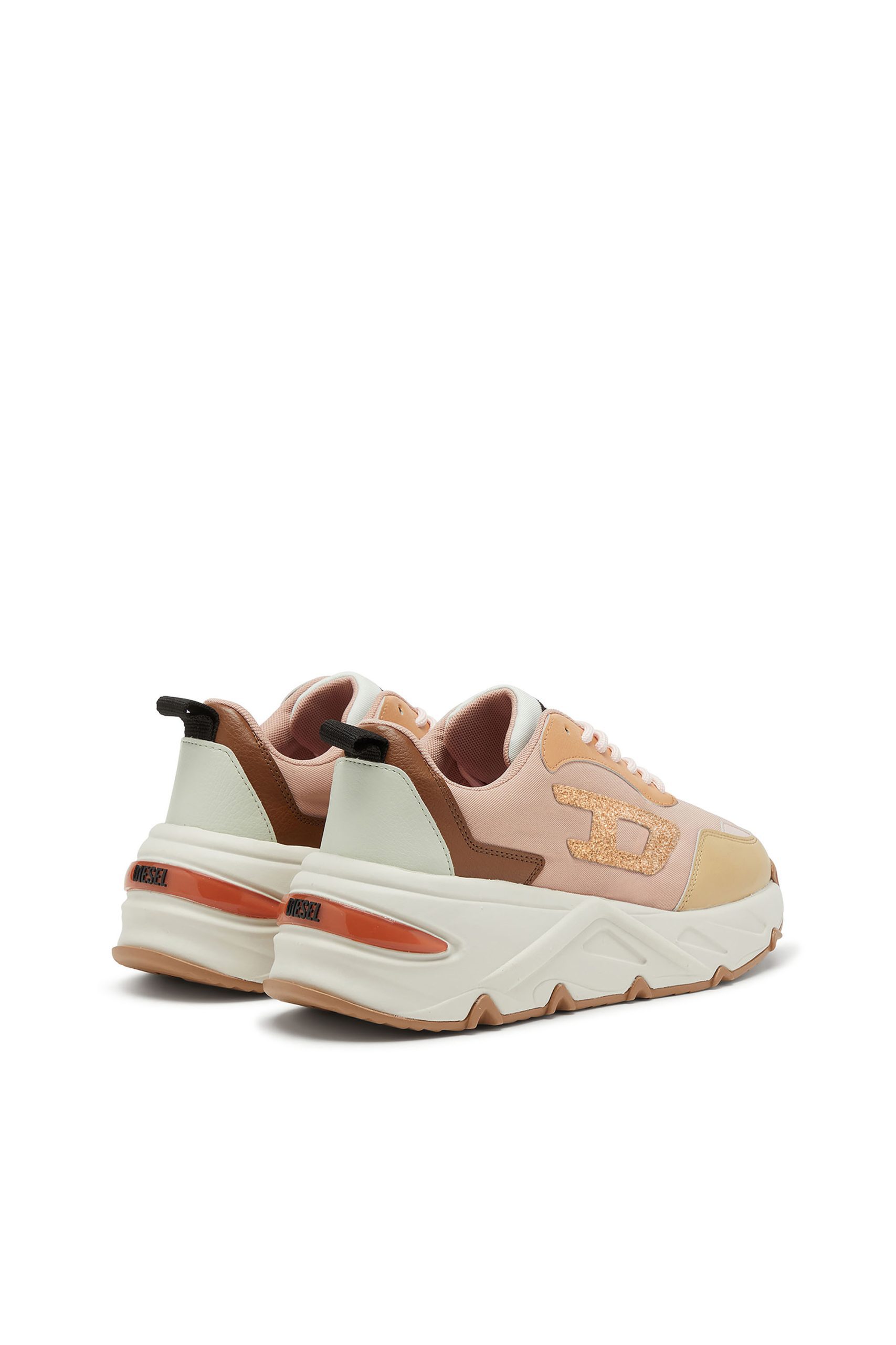 Diesel S-savannah Tulu W (Y03827P7618HB223 https://nl.diesel.com/en/sneakers/s-savannah-tulu-w-pink/Y03827P7618HB223.htm)