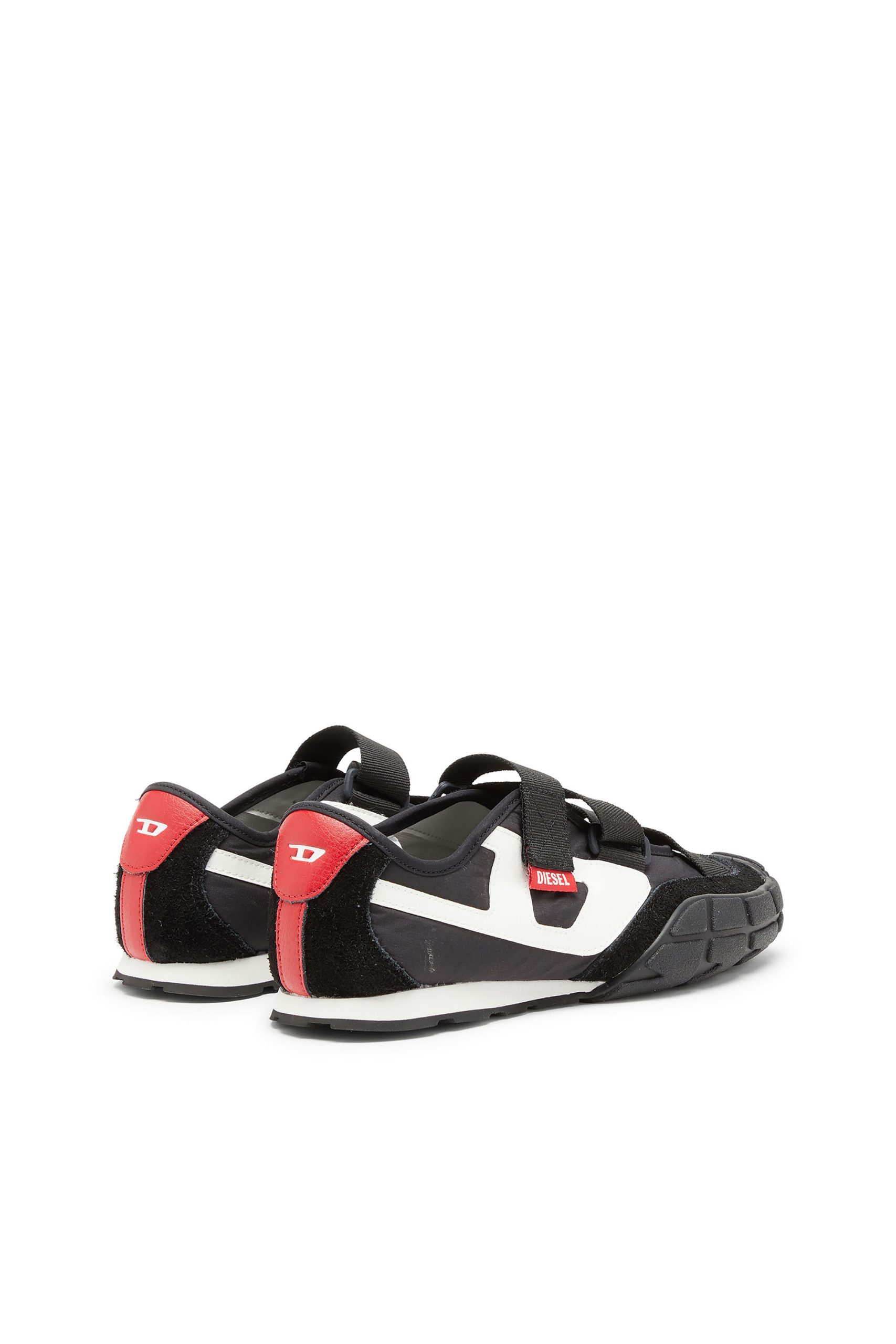 Diesel S-pagodha Slip-on W (Y03732P8404HA931 https://nl.diesel.com/en/sneakers/s-pagodha-slip-on-w-black/Y03732P8404HA931.htm)
