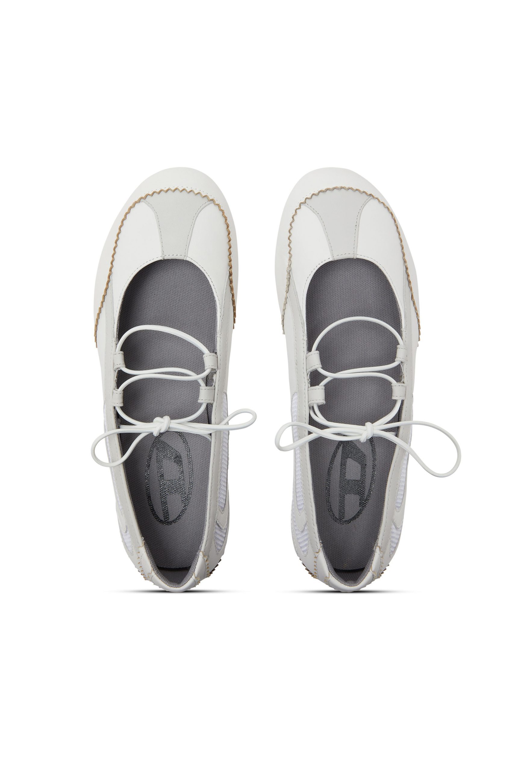 Diesel D-mile Ballerina Lace Up W (Y03856P7477HA963 https://nl.diesel.com/en/flats/d-mile-ballerina-lace-up-w-white/Y03856P7477HA963.htm)