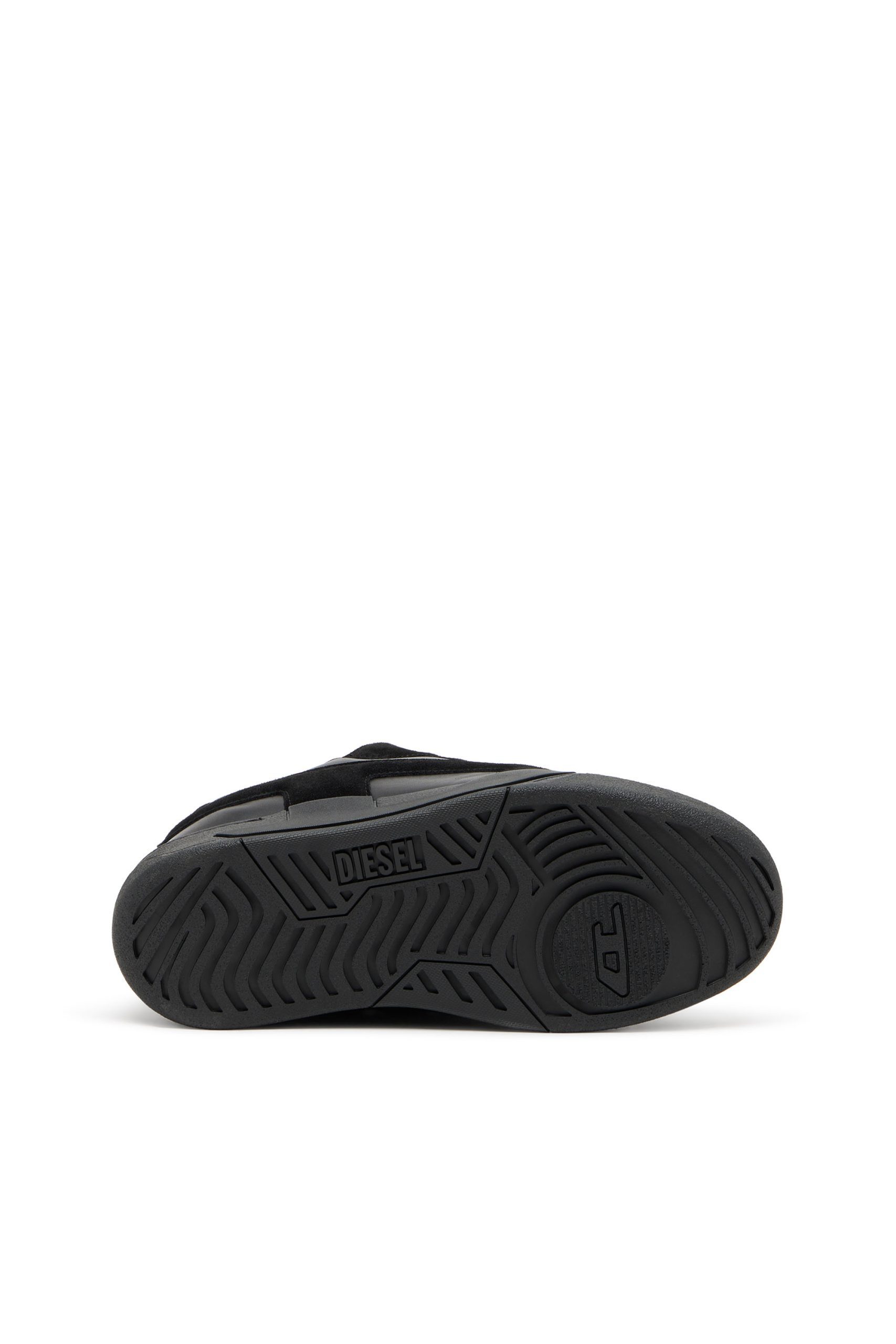 Diesel S-d-ollie Low (Y03796P7476T8013 https://nl.diesel.com/en/sneakers/s-d-ollie-low-black/Y03796P7476T8013.htm)