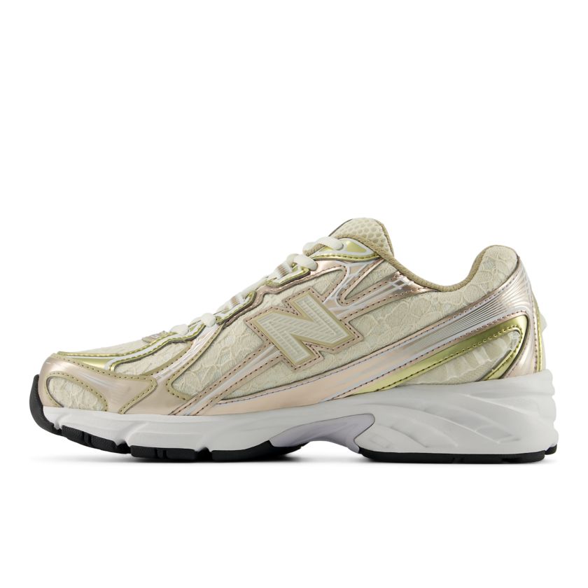 New Balance 740 “Cream/Metallic Rose” (U7407DS)
